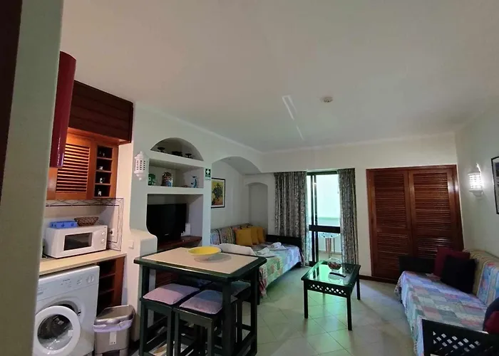 Apartamento Bellavista Tenis Clube A2 - *